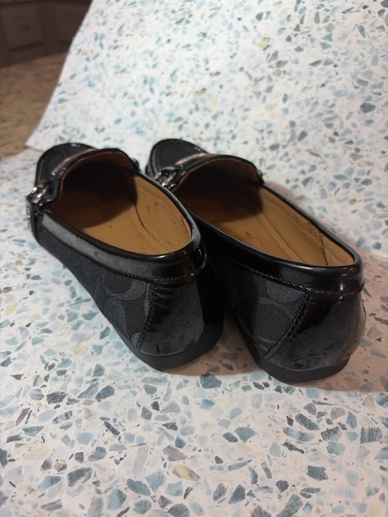 Coach Felisha Black Signature Loafers Size 6 Patent Trim Driving Flats - Picture 4 of 7